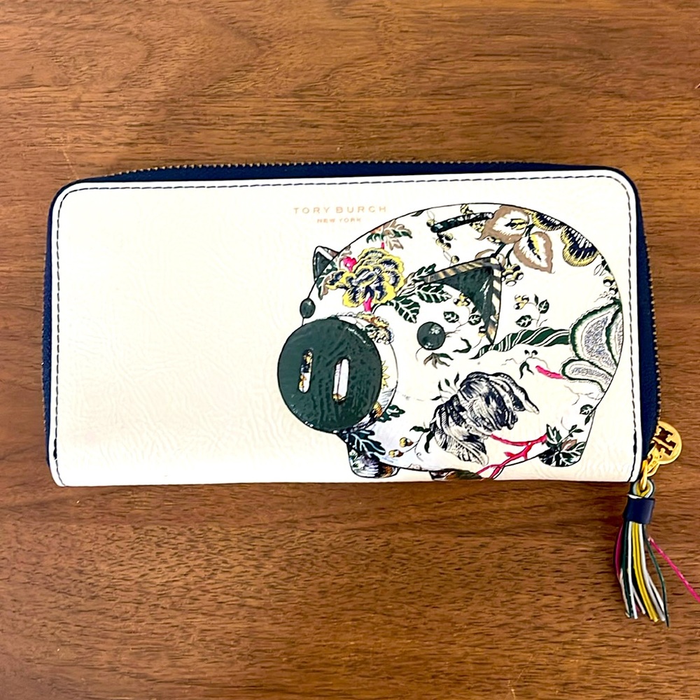 Tory Burch Continental Wallet “Peggy the Pig Zip”